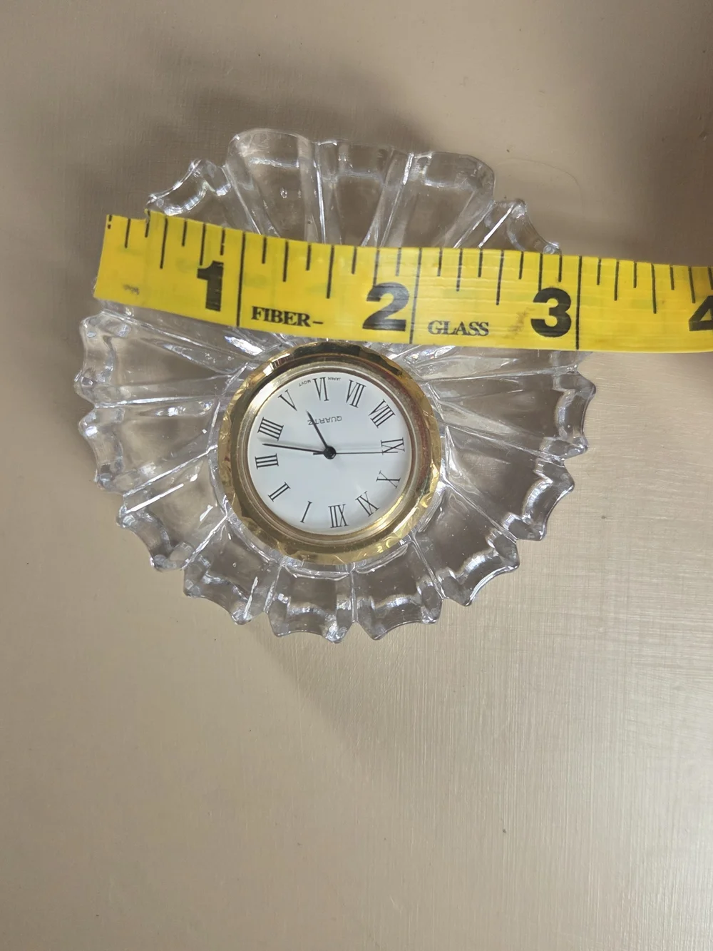 Vintage Crystal Desk Clock Sunburst Petal Taiwan Quartz Needs Battery Paperweigh